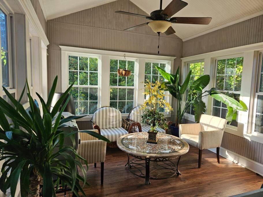 Sleeps16, Spacious Home, Close To Downtown, Beltline, And Walk To Restaurants, 75" Tv, 2 Person Jacuzzi, Ping Pong Ατλάντα Εξωτερικό φωτογραφία